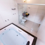 Suites Vilarejo Container6